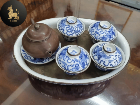 ชุดชงชาเก่า